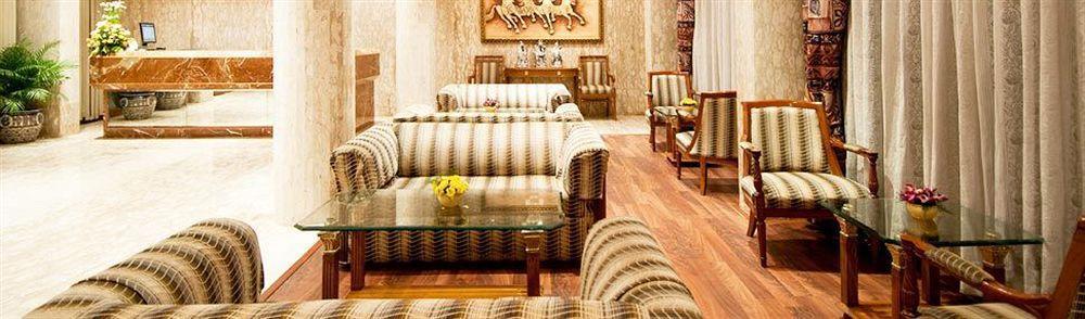 Regent Hotel Andheri Mumbai Bagian luar foto