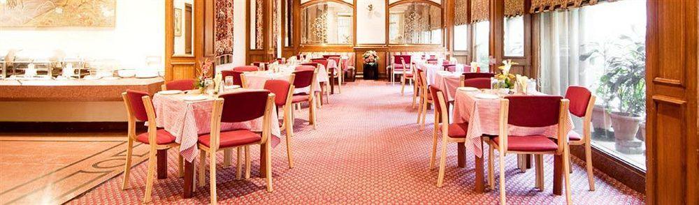 Regent Hotel Andheri Mumbai Bagian luar foto
