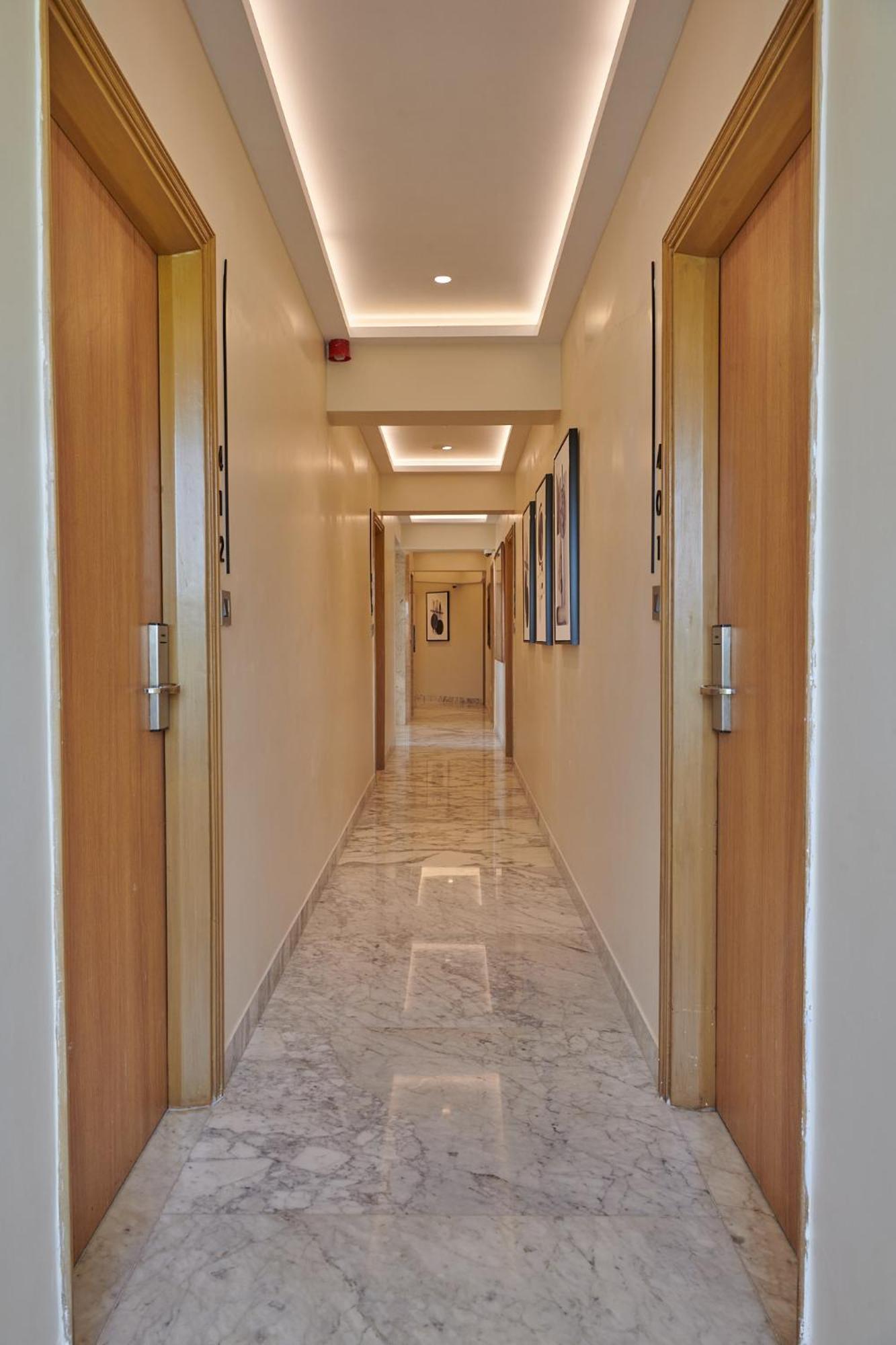 Regent Hotel Andheri Mumbai Bagian luar foto
