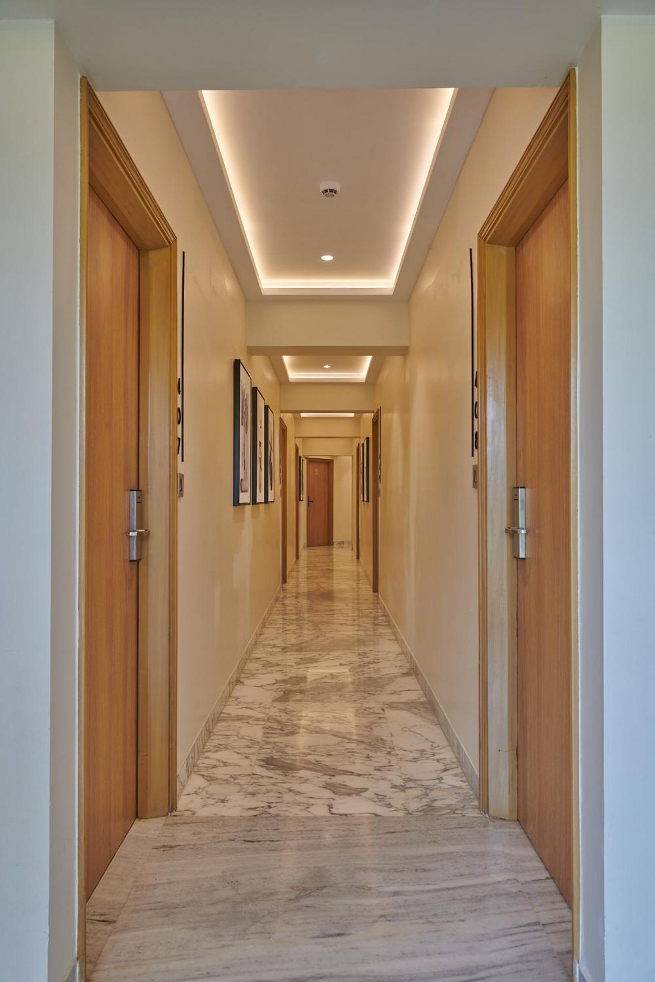 Regent Hotel Andheri Mumbai Bagian luar foto