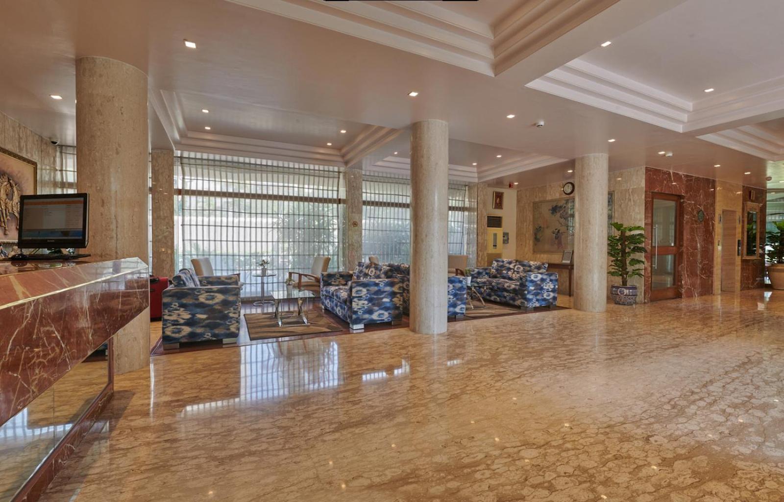 Regent Hotel Andheri Mumbai Bagian luar foto