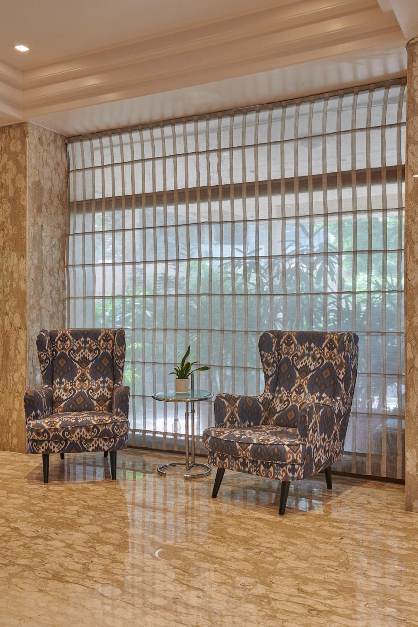 Regent Hotel Andheri Mumbai Bagian luar foto