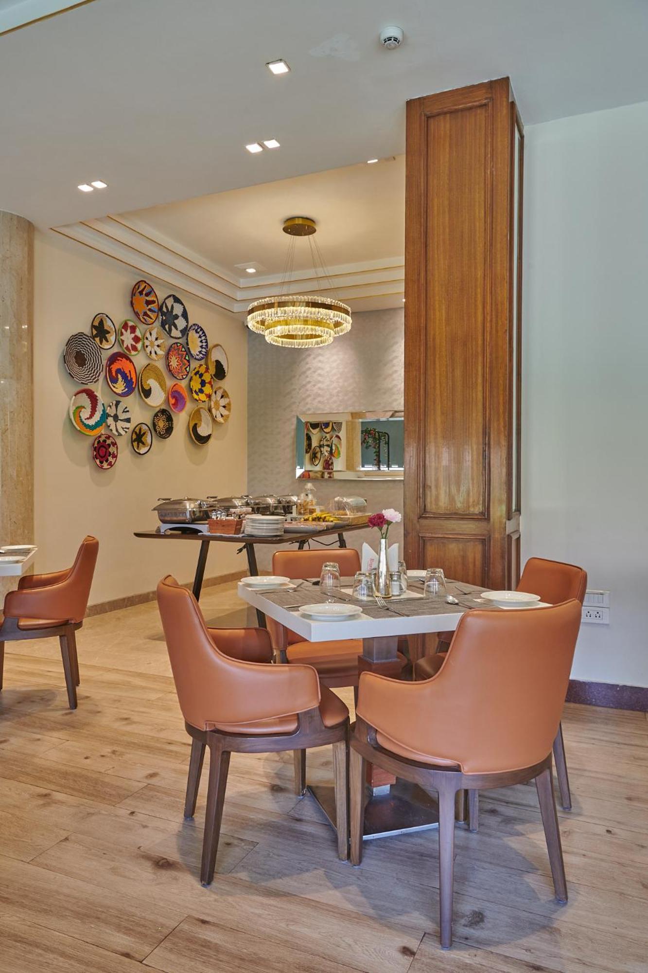 Regent Hotel Andheri Mumbai Bagian luar foto