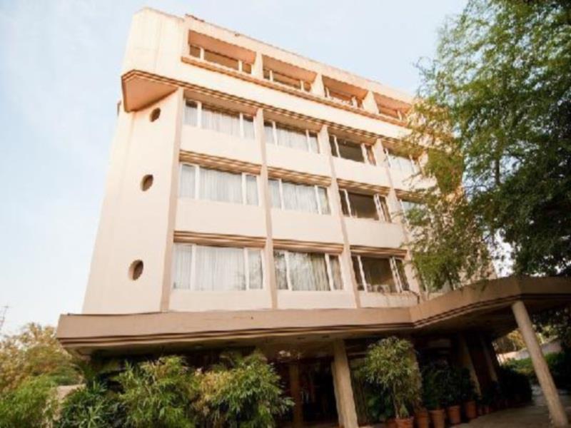 Regent Hotel Andheri Mumbai Bagian luar foto